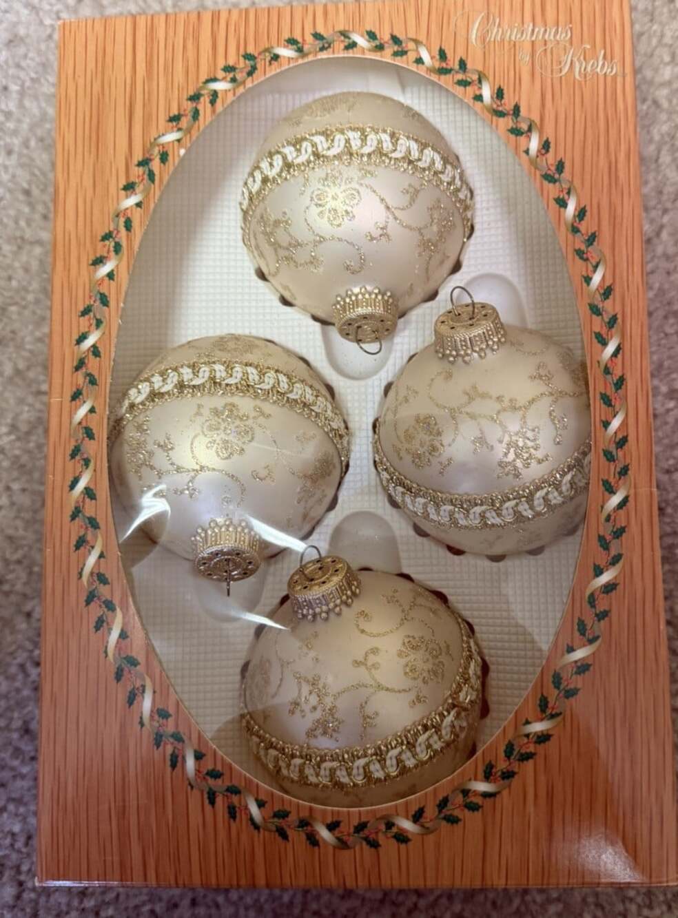 Christmas By Krebs Vintage Set Of 4 Ball Ornaments Ivory Hand Made Gold Glitter